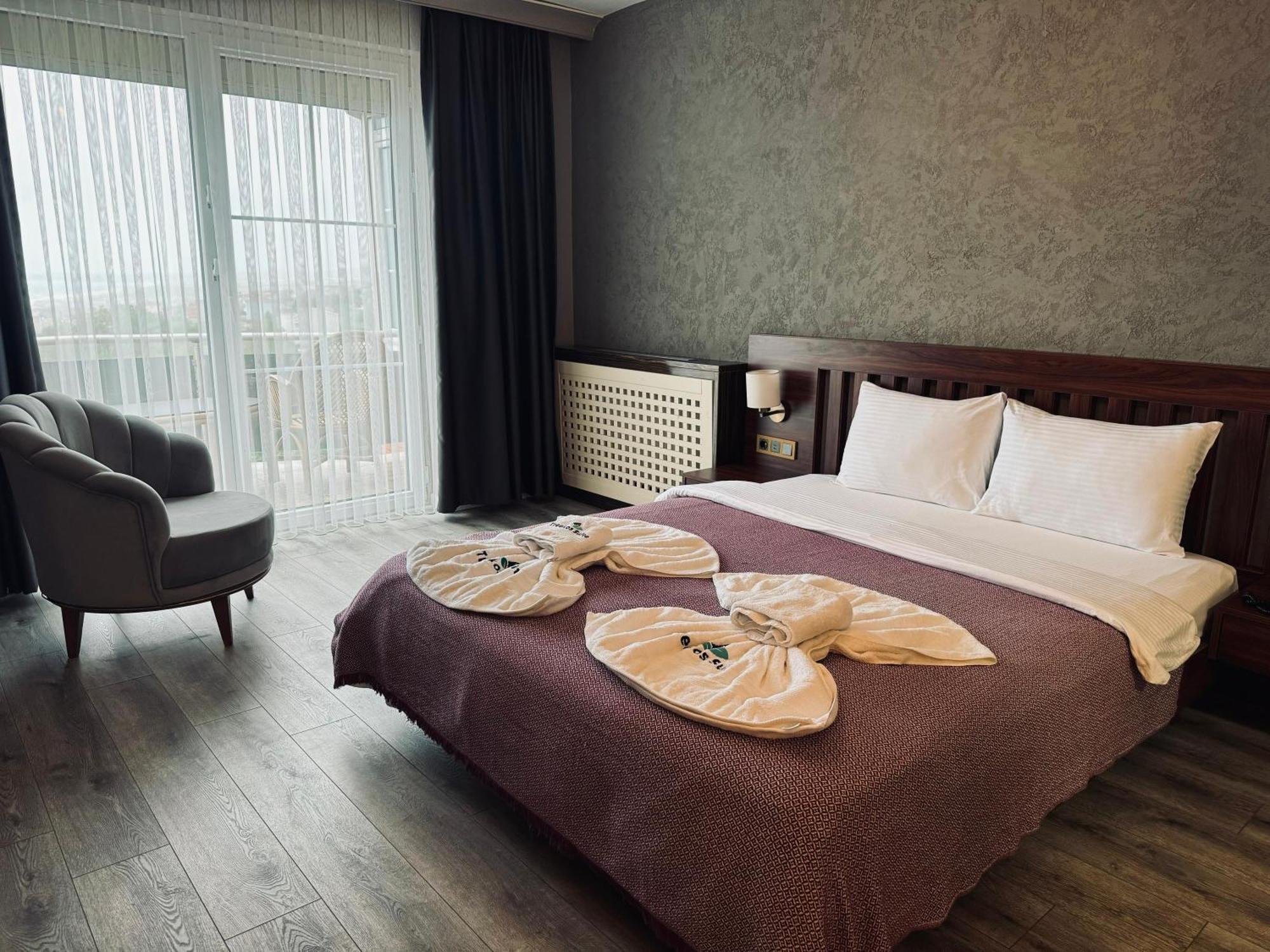 Istanbul Airport Treekos Suite Hotel Karaburun  Ngoại thất bức ảnh